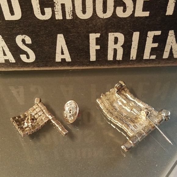 Mother Daughter Patriotic Red, White & Blue Rhinestone Flag Pin Set - Picture 4 of 9